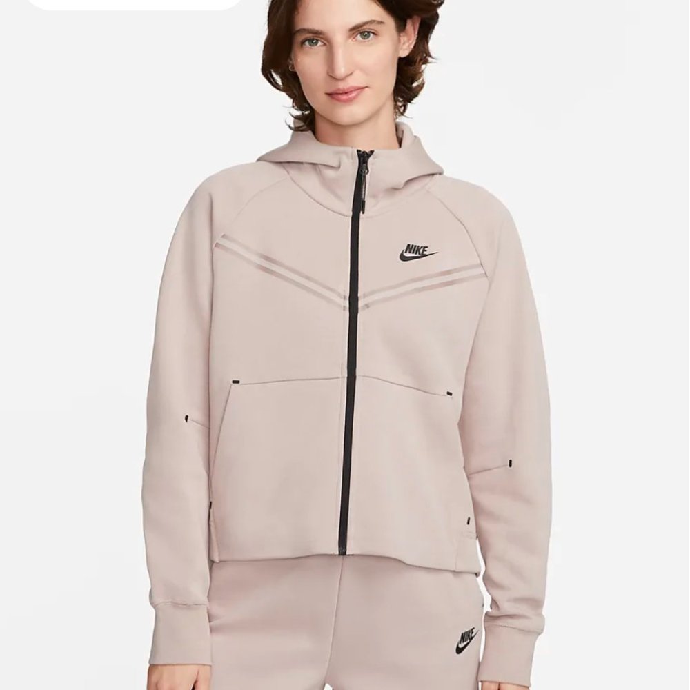 Nike Sportswear Tech Fleece Windrunner Women's Full-Zip Hoodie - Size Small